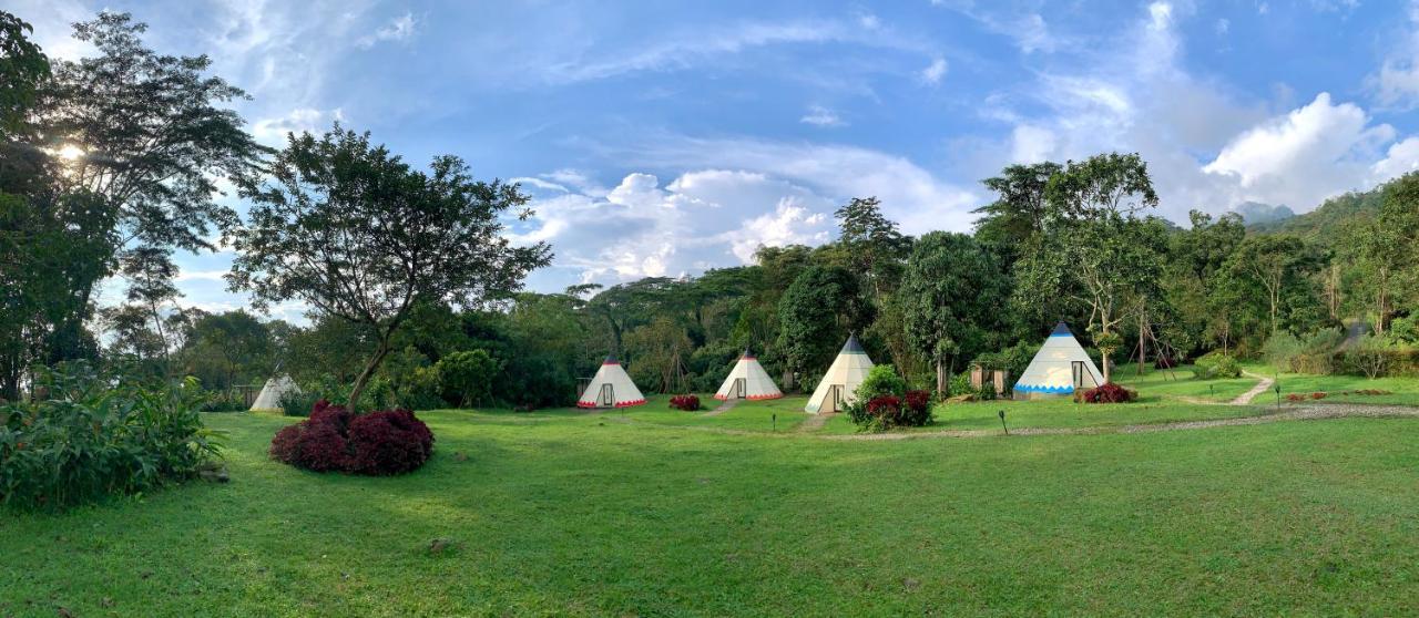 Refugio Del Bosque Glamping Hotel La Mesa  Exterior foto